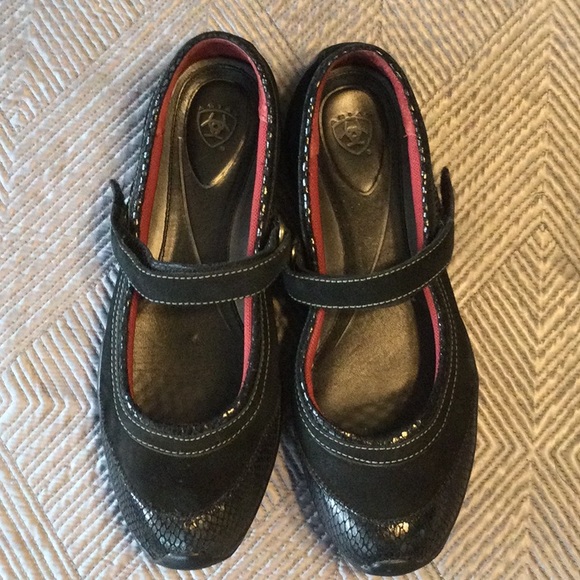 Ariat size 8 Mary-Jane black snake leather and suede shoes for women - Picture 5 of 6